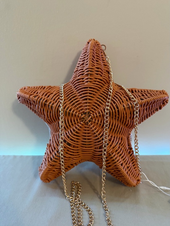 Tommy Bahama Handbags - Tommy Bahama Woven Star Bag in Rust Brown with Gold Chain